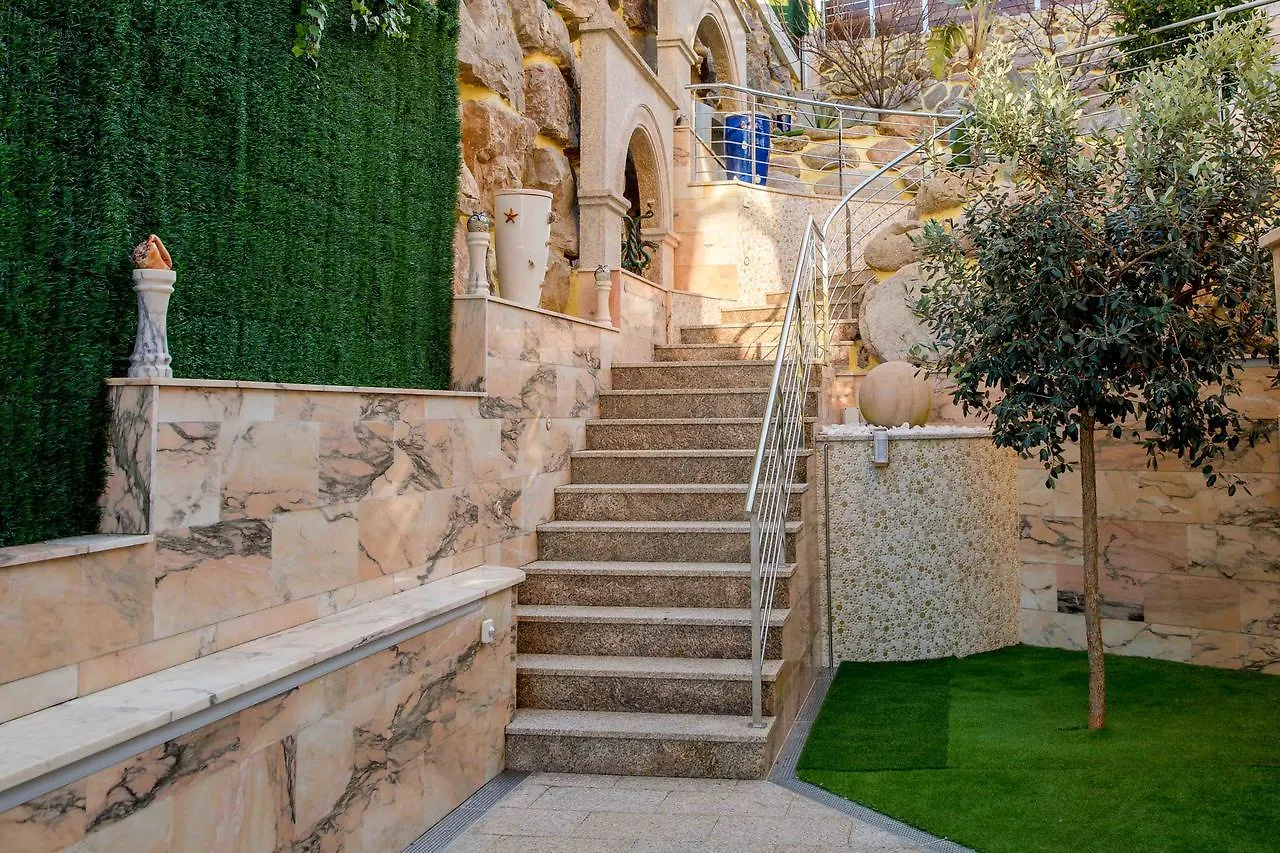 Eco Geo Sol Villa Lloret de Mar 0*,